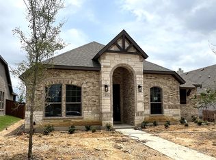 332 Freestall Dr, Midlothian, TX 76065