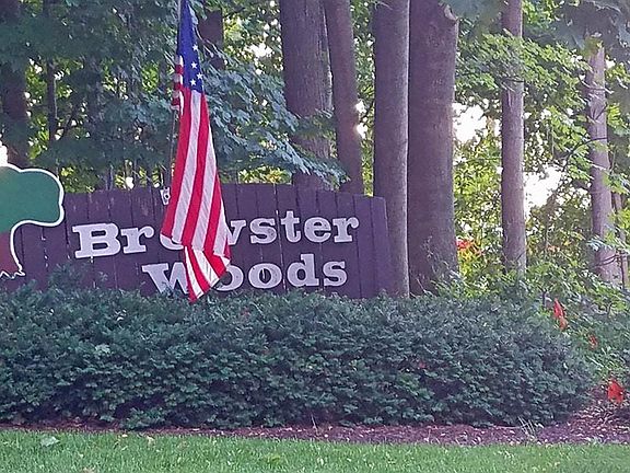 33 Brewster Woods Drive