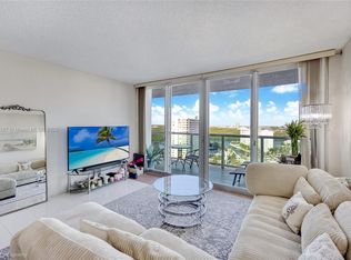100 Bayview Dr APT 2102, Sunny Isles Beach, FL 33160