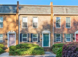 245 Winding River Dr Unit E, Sandy Springs, GA 30350