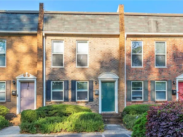 245 Winding River Dr Unit E, Sandy Springs, GA 30350
