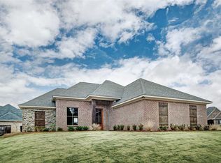 356 Emerald Way, Brandon, MS 39047
