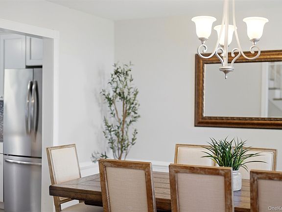 5th image of 9 Northumberland Drive