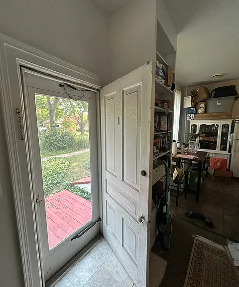 1103 W Huron St #1 — Photo 10