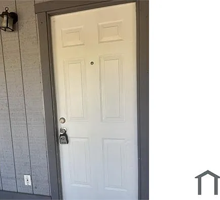 2 bed, 700 sqft, $1,500 — Photo 2