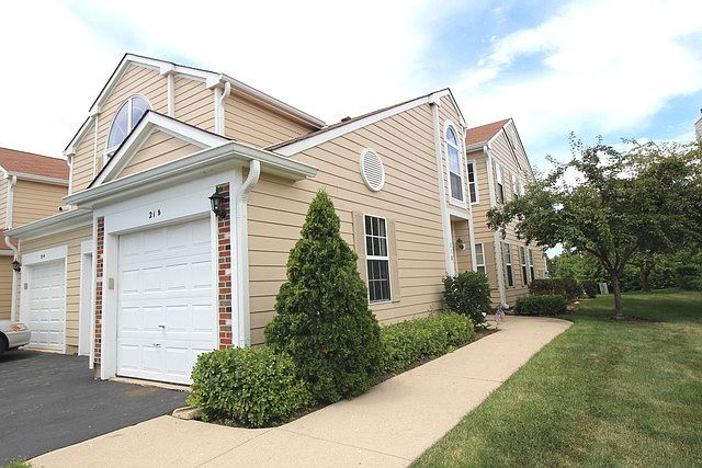 1st image of 21 Taft Ct Unit B