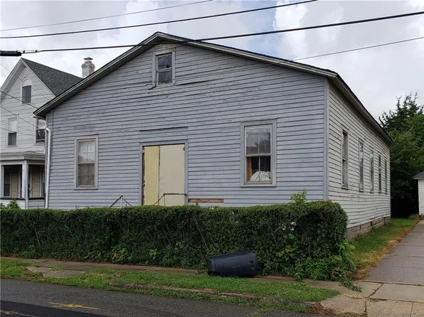 6 Anderson St, South River, NJ 08882