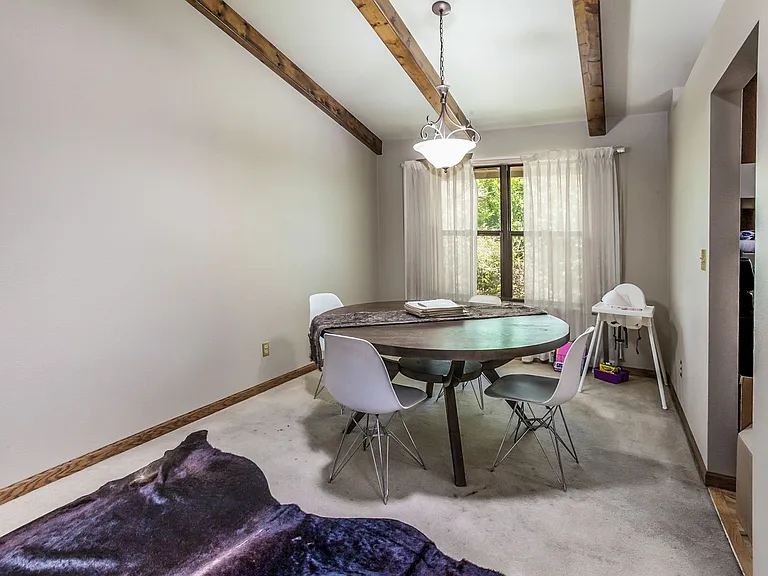 2538 Creekwood Dr — Photo 8