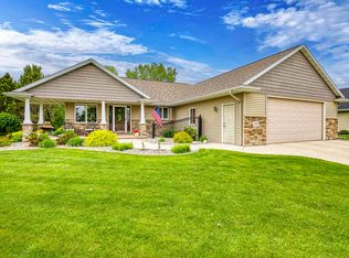 938 W Northstar Dr, Appleton, WI 54913