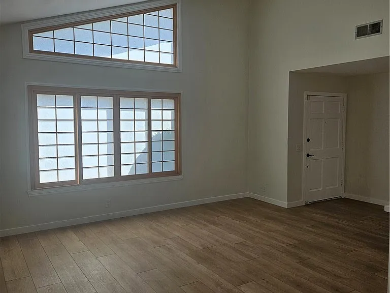 6801 Glen Dr — Photo 3