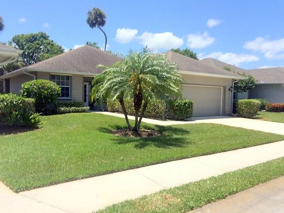 2nd image of 331 Hawthorne Ln