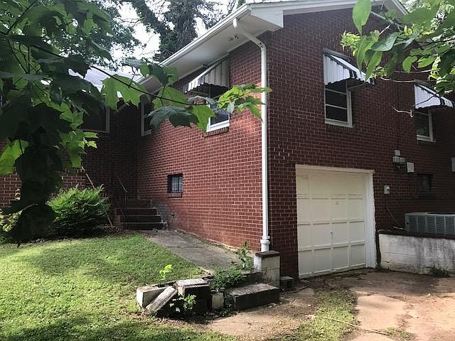2nd image of 2516 Ocono St