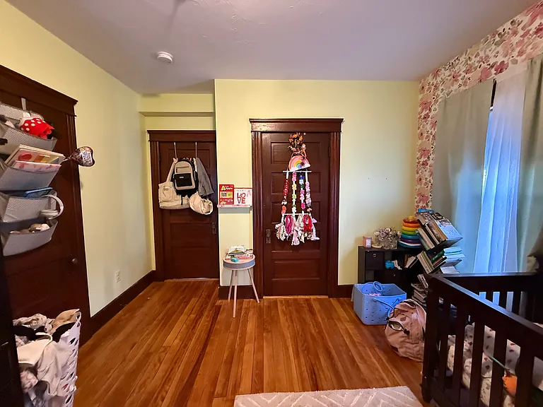 32 Woodbine St #1 — Photo 12