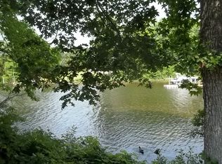 Longstreet Drive, Reedville, VA 22539