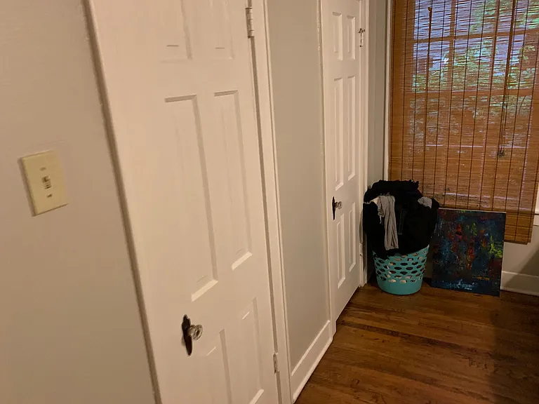919 W Hickory St — Photo 22