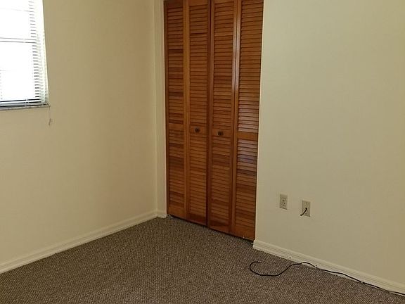 5th image of 1403 NE 17th Ave