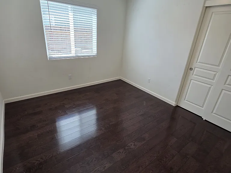 1474 Mission Dr — Photo 11