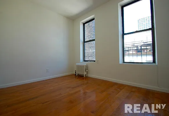 Rented by REAL New York | media 5