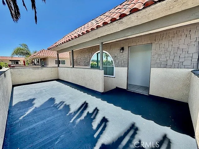 17171 Elm Ln — Photo 2