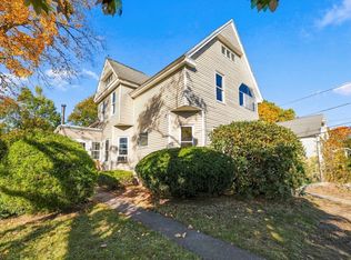 23 Montague St, Worcester, MA 01603