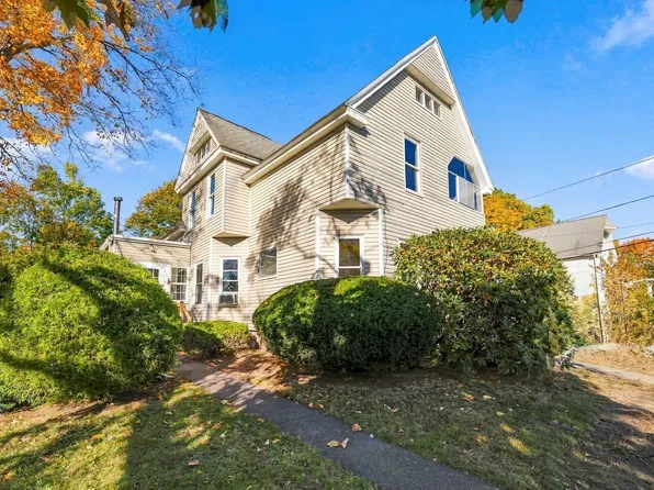 23 Montague St, Worcester, MA 01603
