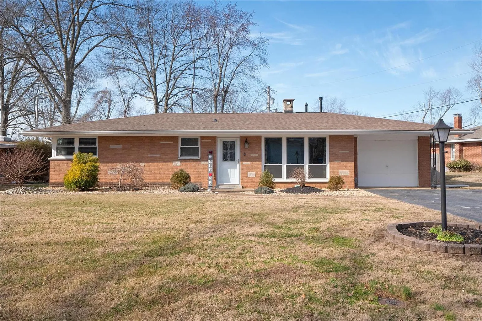 19 Berkshire Dr photo 1