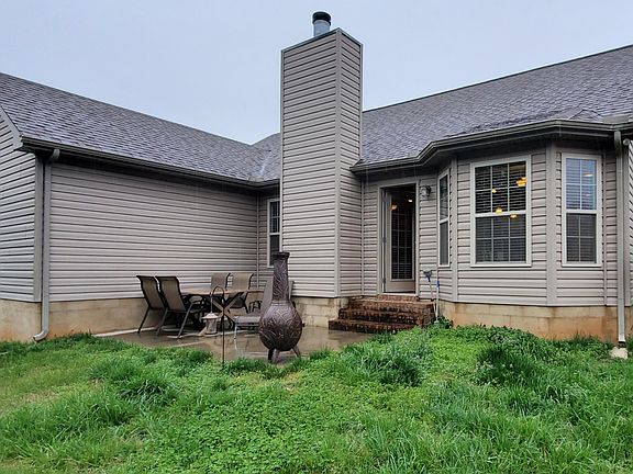 4th image of 3540 Duck Pond Way