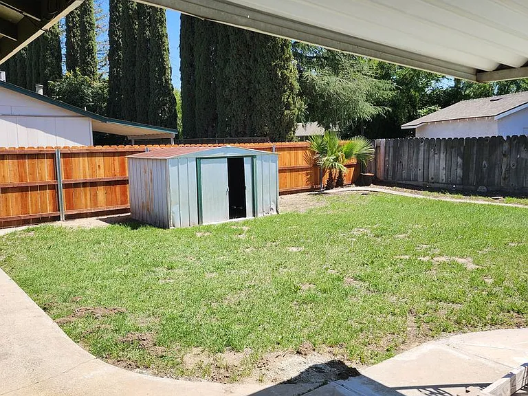 1712 Applegate Dr — Photo 41