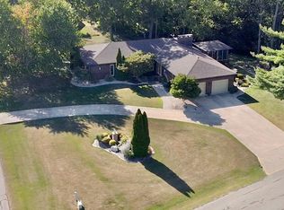 2005 Hickory Ln, Princeton, IL 61356