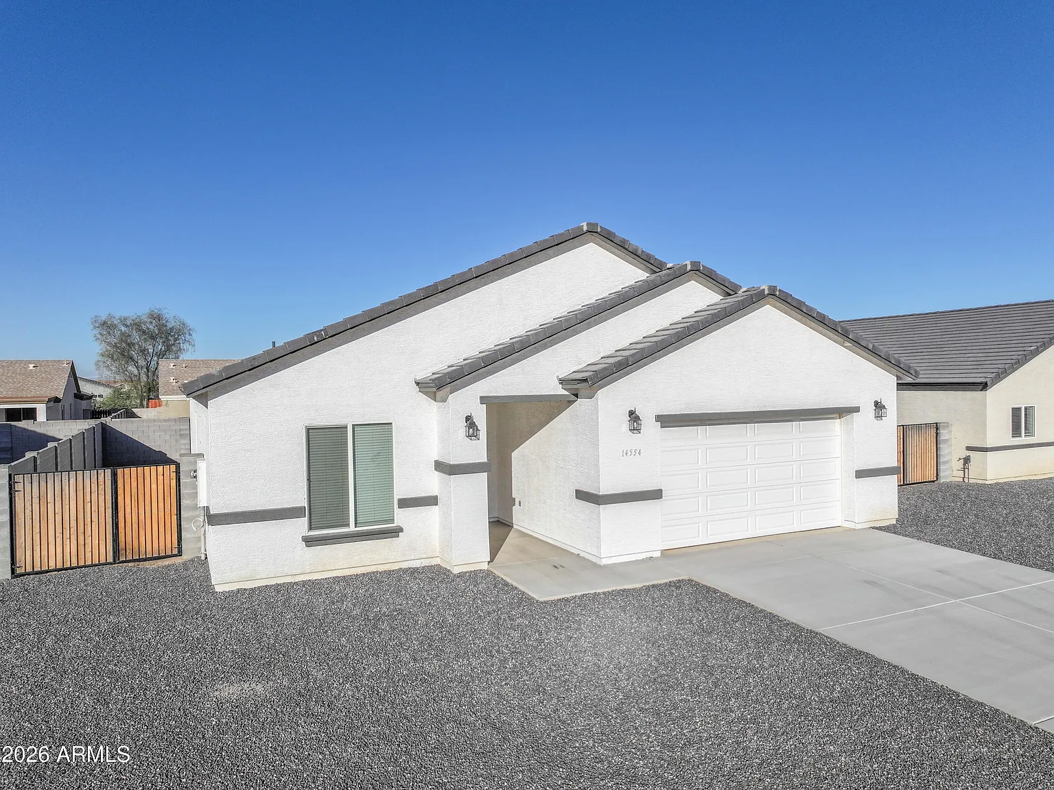 3 bed, 2.0 bath, 1708 sqft, $1,800 — Photo 3