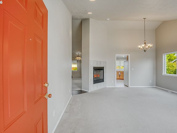 3rd image of 15085 Spy Glass Ln
