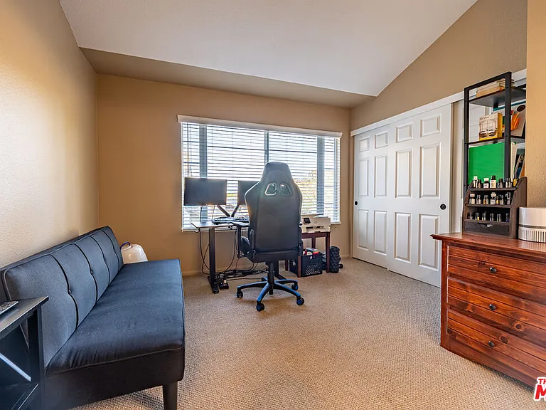 4600 Don Lorenzo Dr #4 — Photo 12