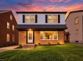 3654 Winchell Rd, Shaker Heights, OH 44122
