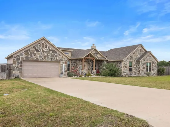 300 De La Torre St, Trenton, TX 75490