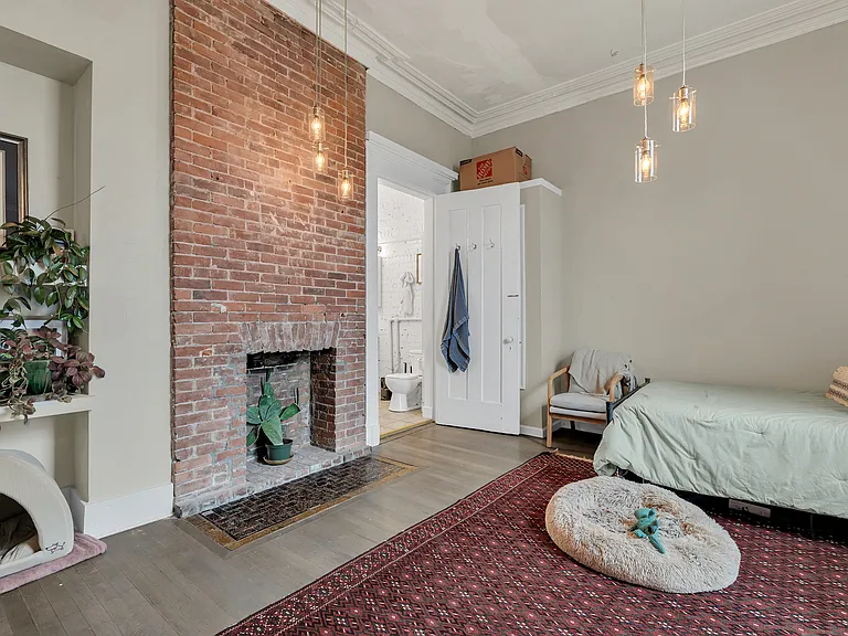 546 Chapel St #2 — Photo 20