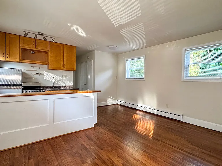 4593 Macarthur Blvd NW #3 — Photo 4