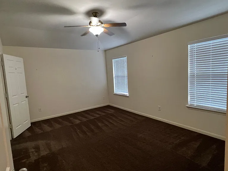 21511 Falvel Lake Dr — Photo 10