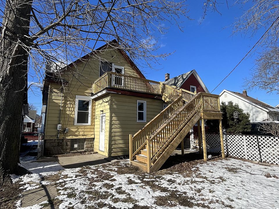 1st image of 4407B 6th St