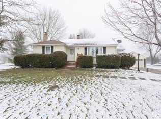 9120 Lapp Rd, Clarence Center, NY 14032