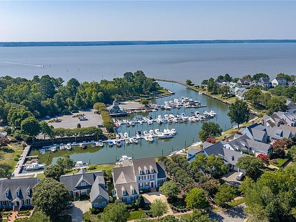 3rd image of 1600 Harbor Rd