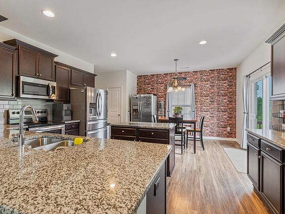 4th image of 6617 Osprey Landing Dr