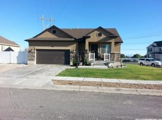 1079 W 900 S, Clearfield, UT 84015