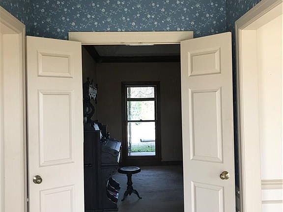 5th image of 2201 Old Mill Ct
