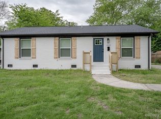 3943 Fieldcrest Rd, Charlotte, NC 28217