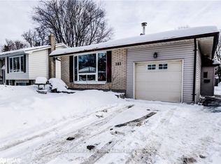181 Rose St, Barrie, ON L4M 2T8
