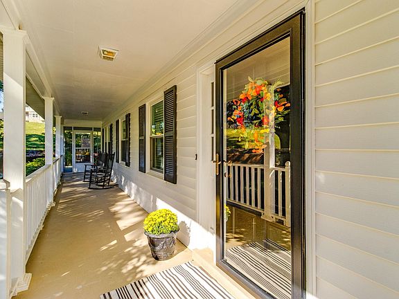 4th image of 209 Quail Ln
