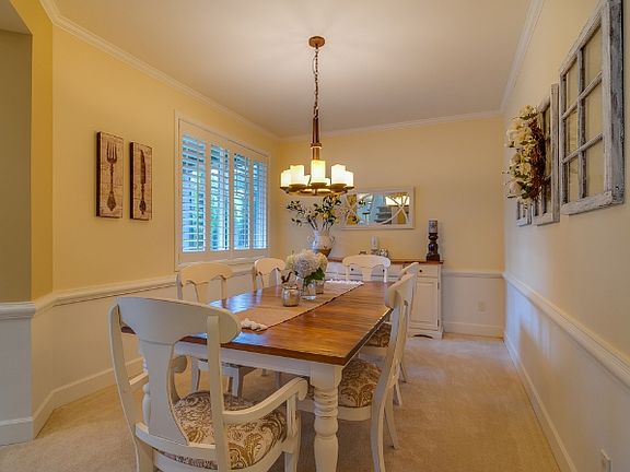 5th image of 4209 67th Avenue Ct W