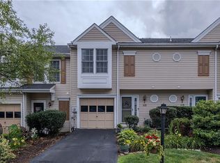 115 Westbrooke Ln, Coraopolis, PA 15108