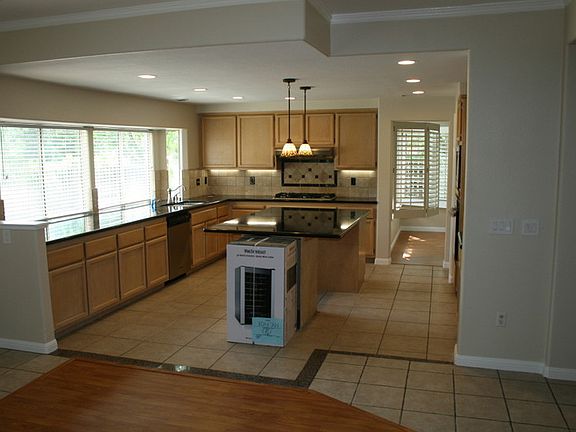 4th image of 8300 Fox Hound Cir