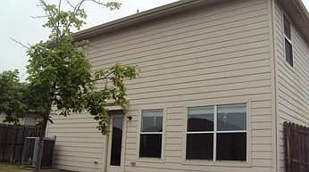 2nd image of 1946 Courtside Dr